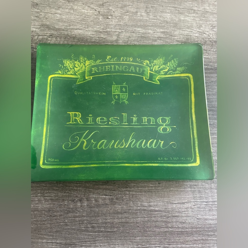 Prima Donna Abernathy & Wehde Inc. Riesling Kraushaar
Green Glass Tray.